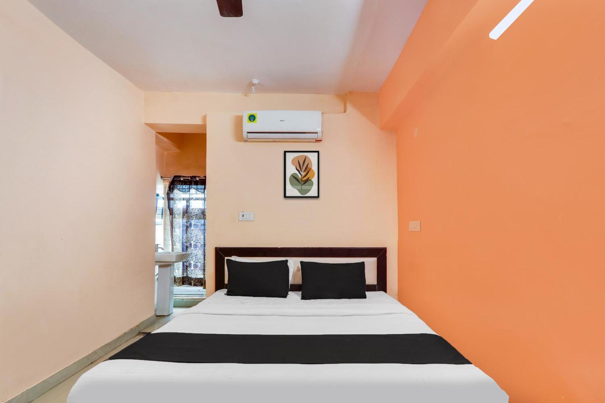 Hotel O Grand Hotel And Lodge Sangareddy Exterior foto