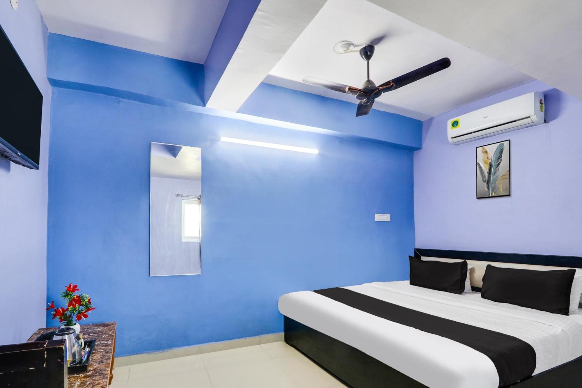 Hotel O Grand Hotel And Lodge Sangareddy Exterior foto
