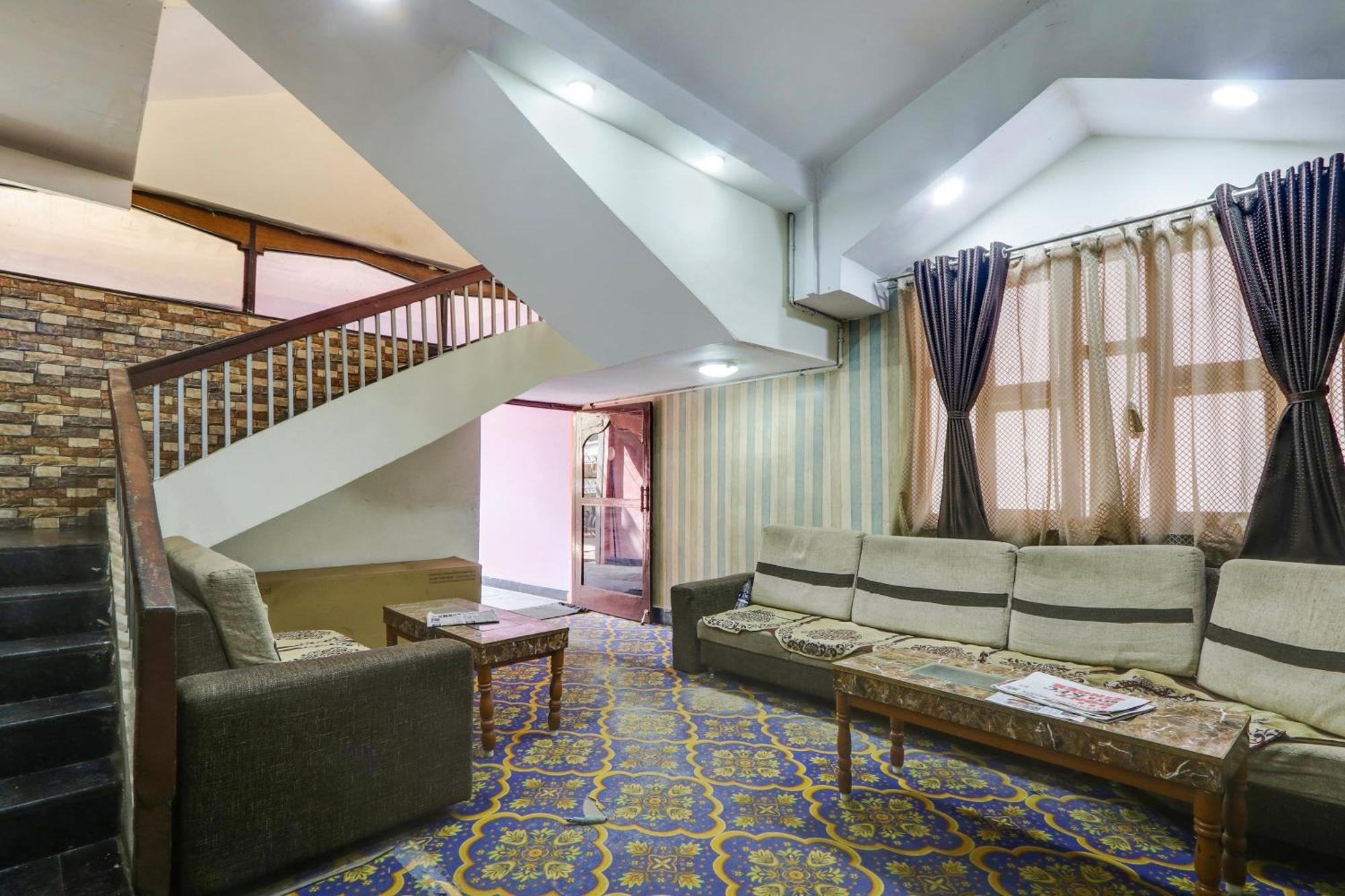 Hotel O Grand Hotel And Lodge Sangareddy Exterior foto