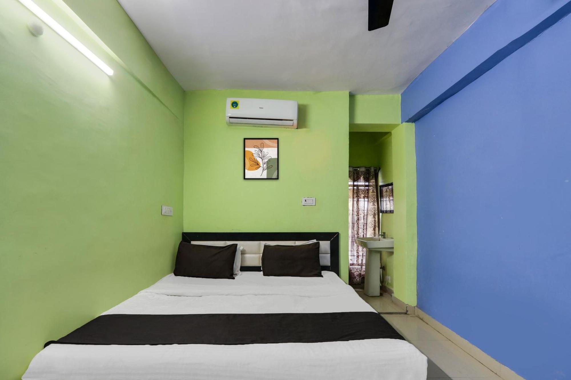 Hotel O Grand Hotel And Lodge Sangareddy Exterior foto