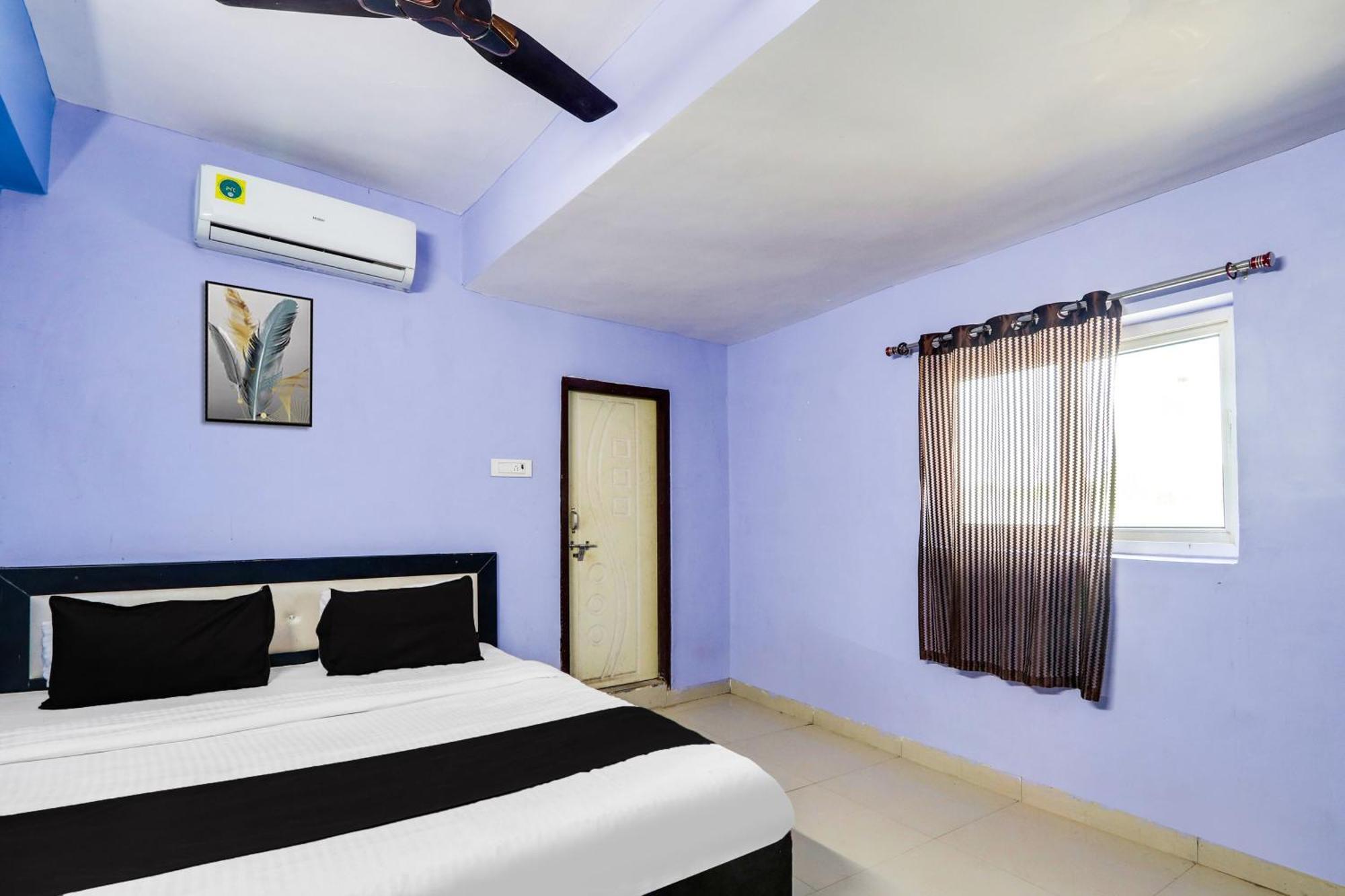 Hotel O Grand Hotel And Lodge Sangareddy Exterior foto